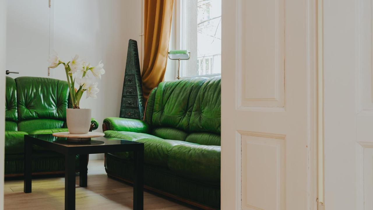 Salon Apartment In Dorcol Historical Bělehrad Exteriér fotografie